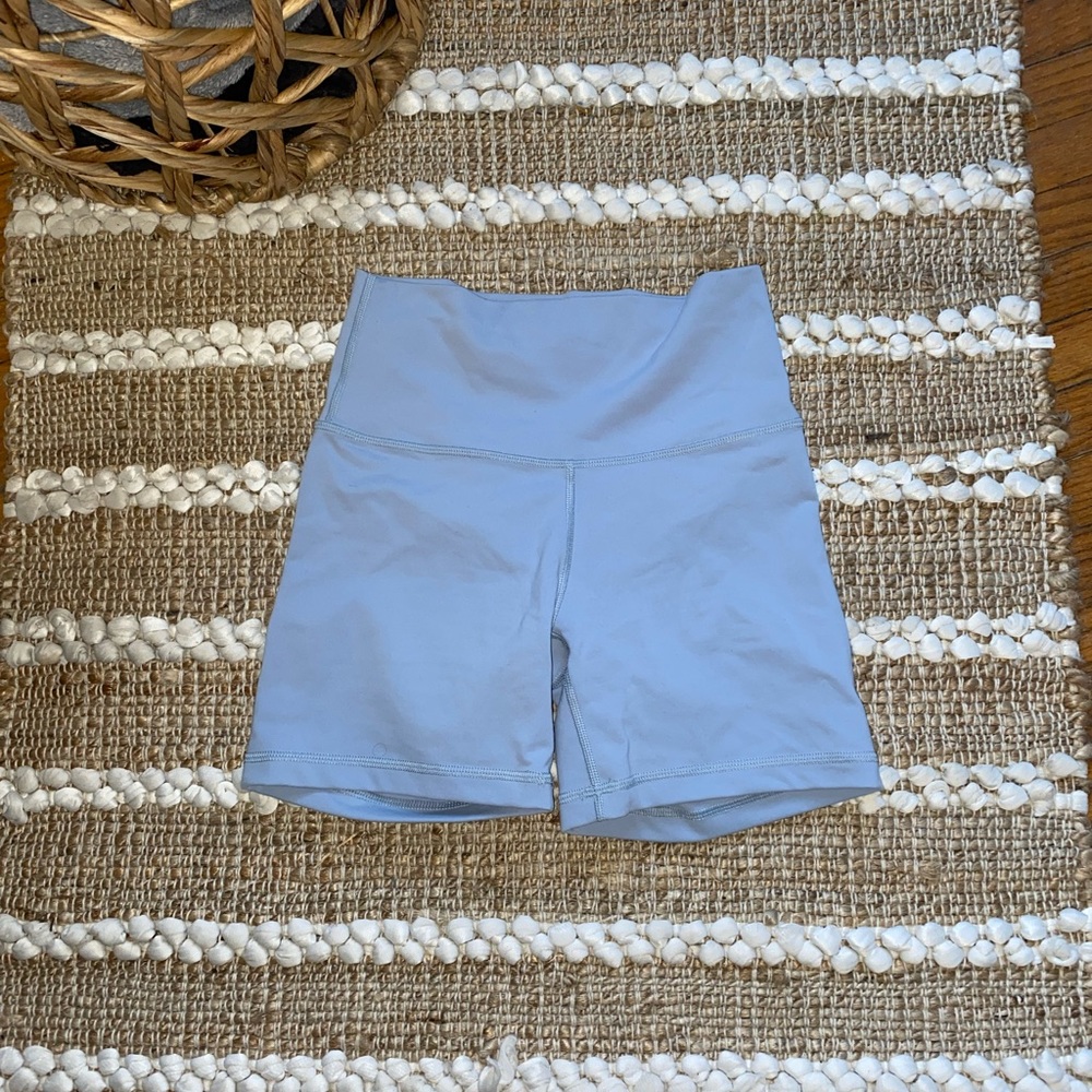 TNA biker shorts 5’